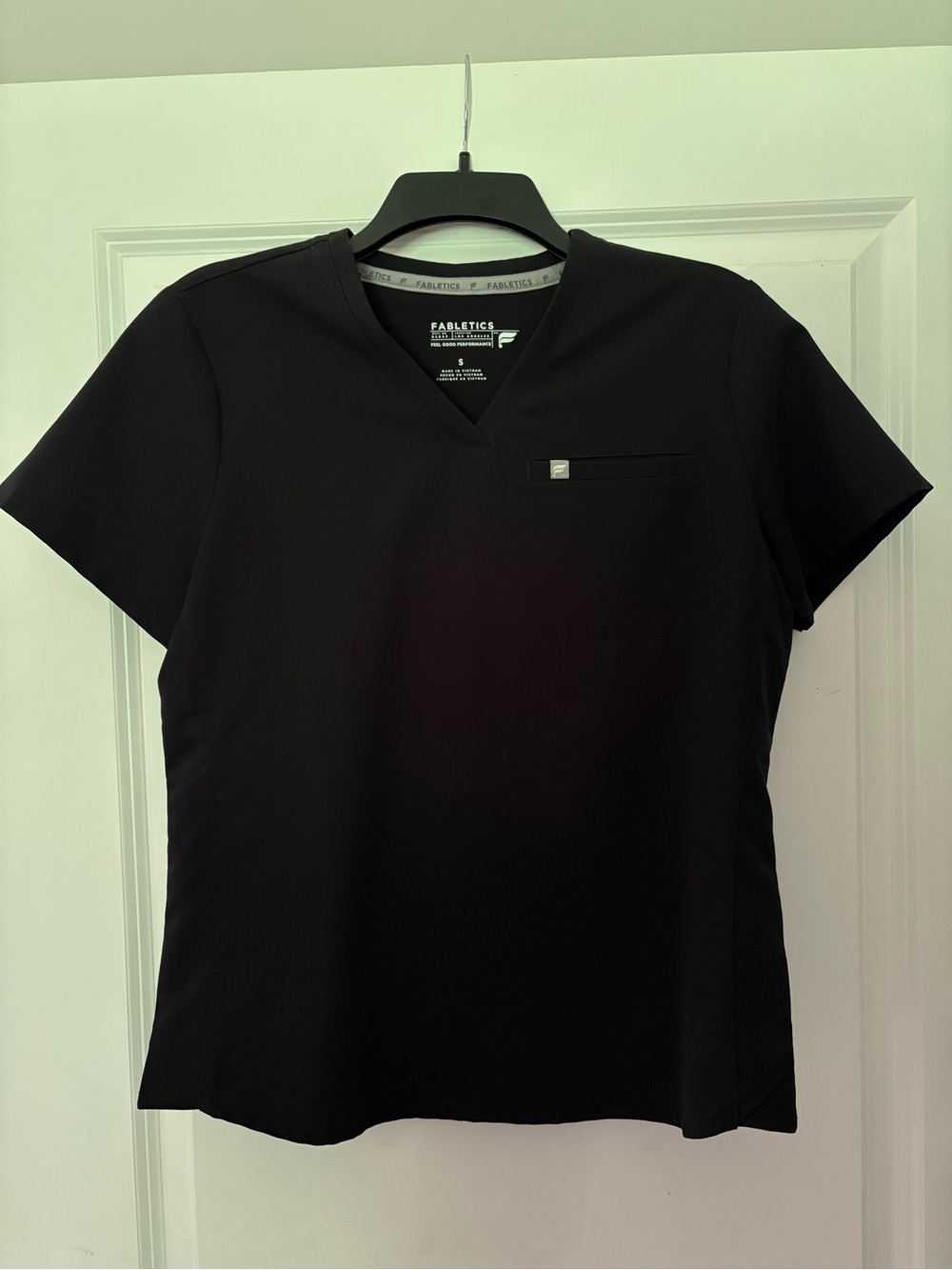Fabletics scrub set